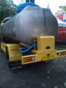 mobil tanki air sumber gunung global water